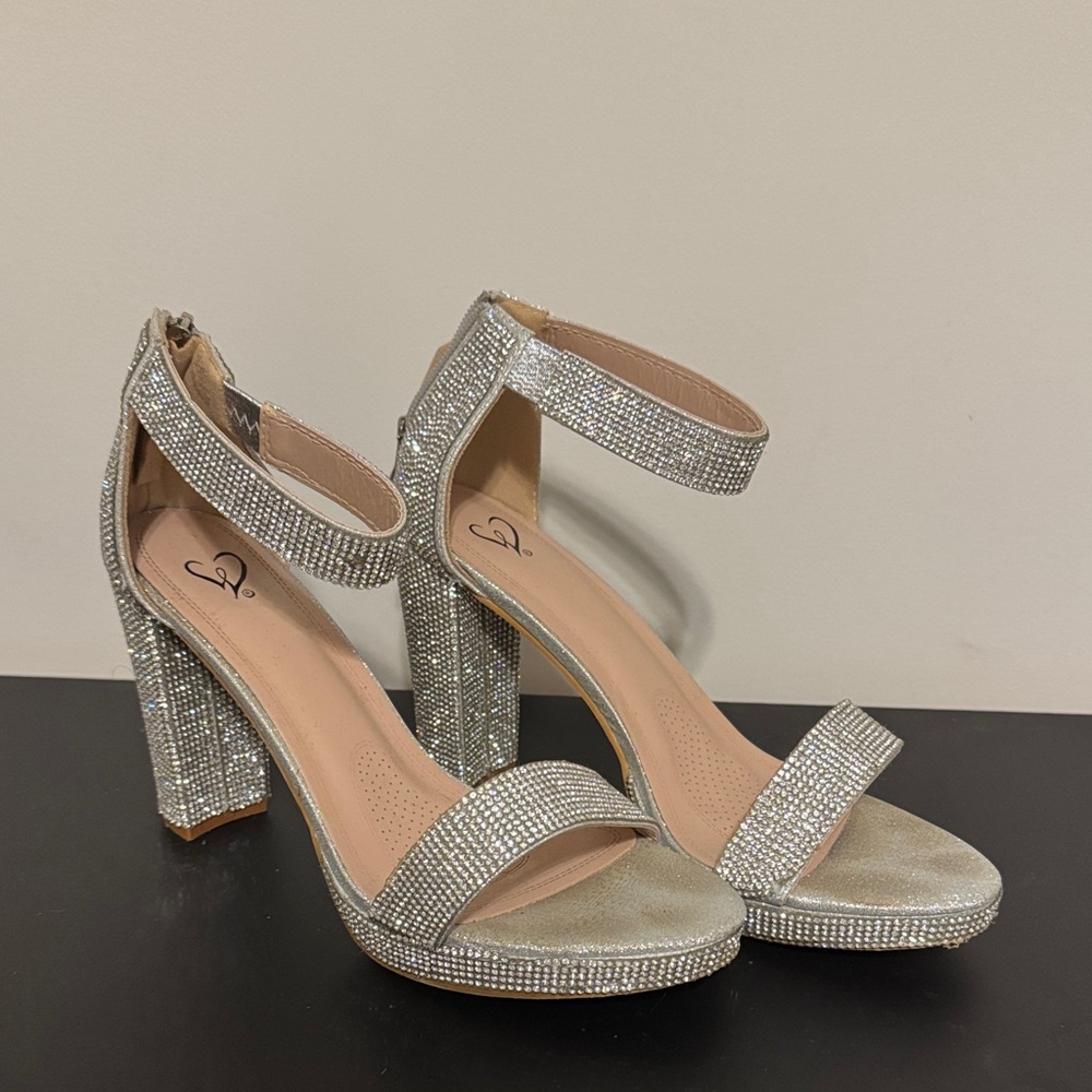 Windsor Elegant Silver Prom Block Heel Sandals